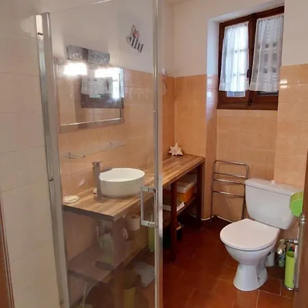 Maison De Village Sur La Citadelle De 別荘 カルヴィ