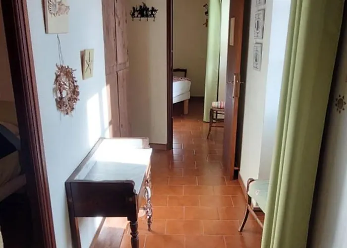 Maison De Village Sur La Citadelle De